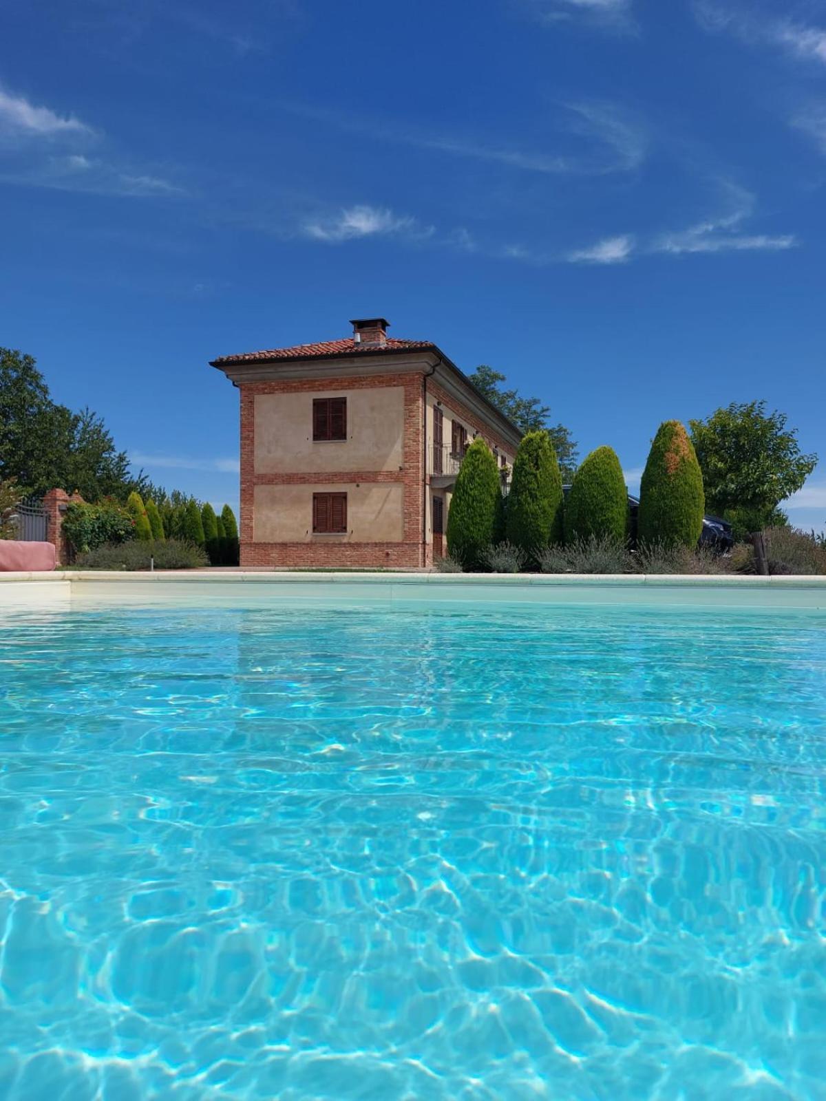 Alta Villa The Countryhouse Adults Only Boutique Bnb Vigliano d'Asti Eksteriør billede