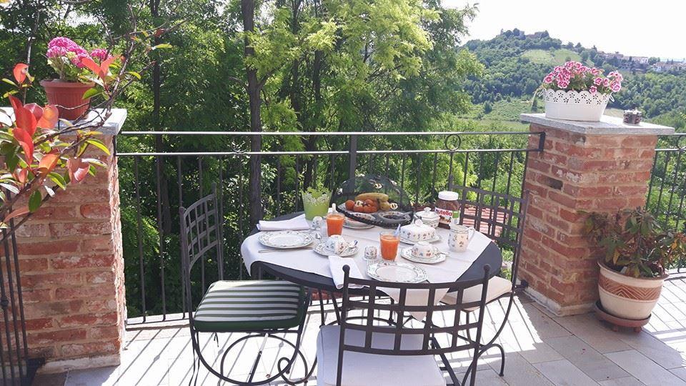 Alta Villa The Countryhouse Adults Only Boutique Bnb Vigliano d'Asti Eksteriør billede