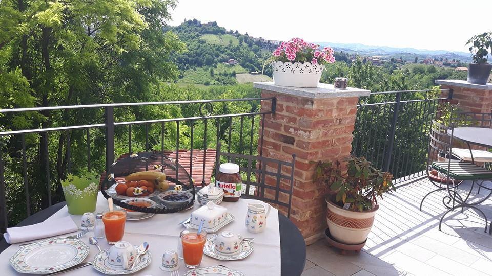 Alta Villa The Countryhouse Adults Only Boutique Bnb Vigliano d'Asti Eksteriør billede