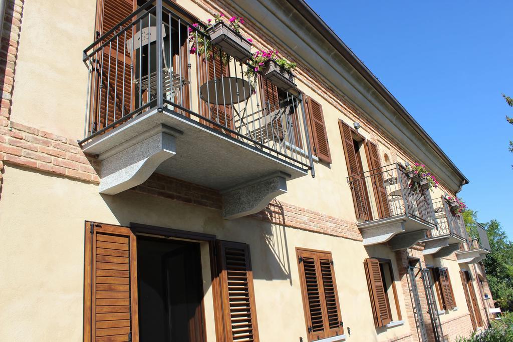 Alta Villa The Countryhouse Adults Only Boutique Bnb Vigliano d'Asti Eksteriør billede