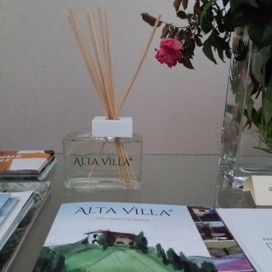 Alta Villa The Countryhouse Adults Only Boutique Bnb Vigliano d'Asti Eksteriør billede