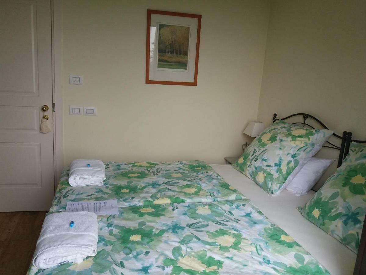 Alta Villa The Countryhouse Adults Only Boutique Bnb Vigliano d'Asti Eksteriør billede