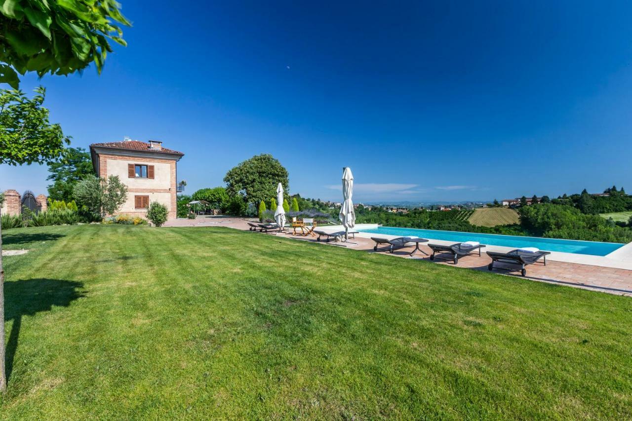 Alta Villa The Countryhouse Adults Only Boutique Bnb Vigliano d'Asti Eksteriør billede