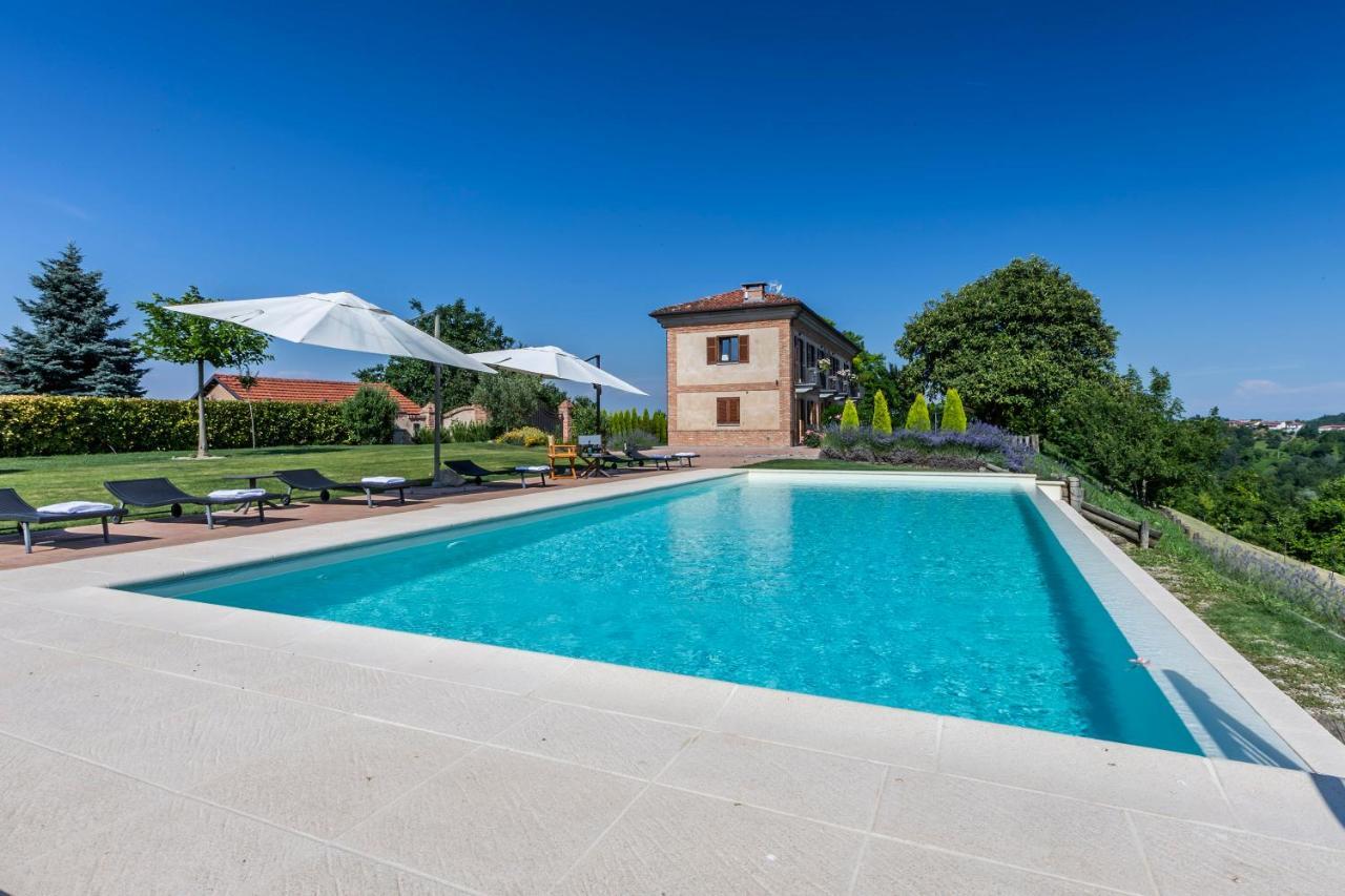 Alta Villa The Countryhouse Adults Only Boutique Bnb Vigliano d'Asti Eksteriør billede