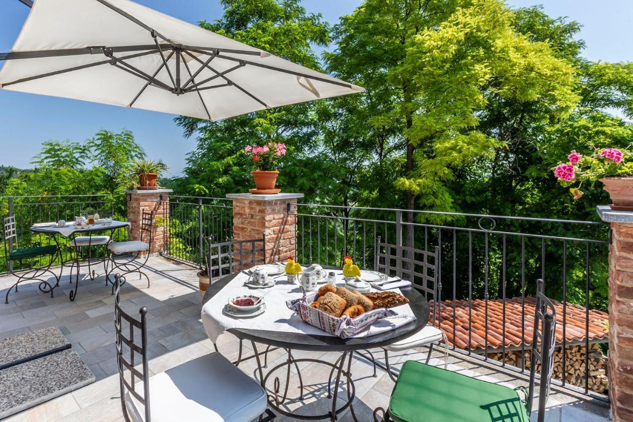 Alta Villa The Countryhouse Adults Only Boutique Bnb Vigliano d'Asti Eksteriør billede